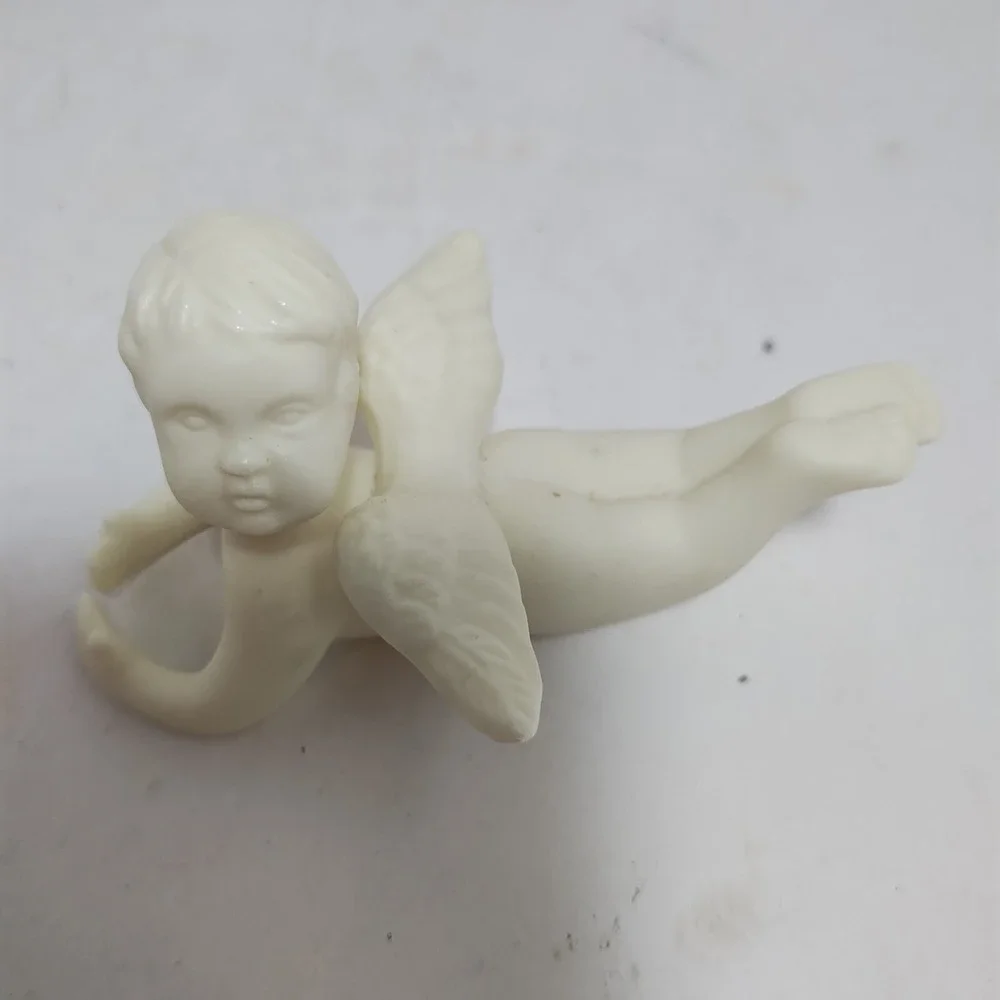 Pair Of Vintage Christmas Angel Candle Climber Huggers Porcelain Set of 2‎ White